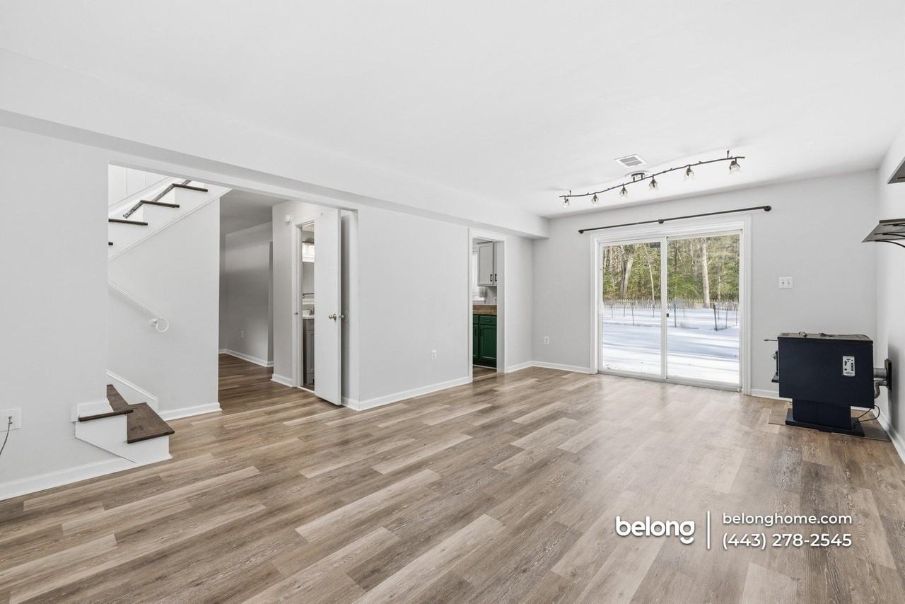 15390 Matthews Manor Rd - Photo 6 of 40