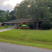 402 Toronto Dr - Photo 1 of 1