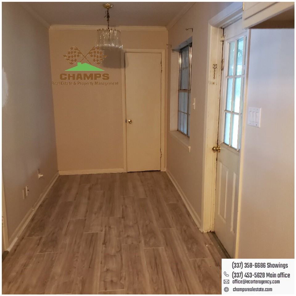 402 Toronto Dr - Photo 5 of 9