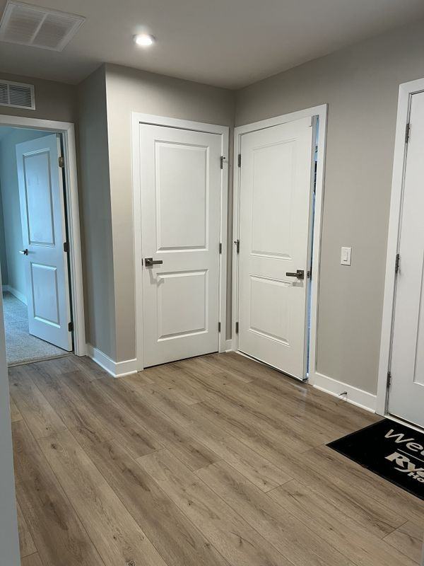 150 Oakleigh Dr - Photo 4 of 31