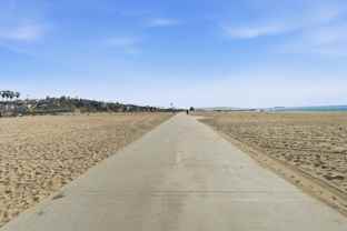 6400 Pacific Ave ##304 - Photo 1 of 1