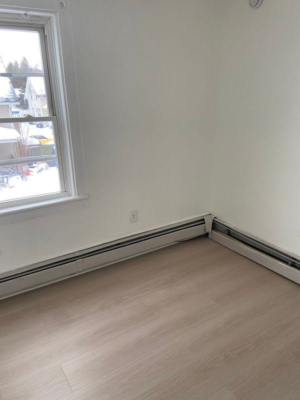 8 5th St ##8b - Photo 5 of 9