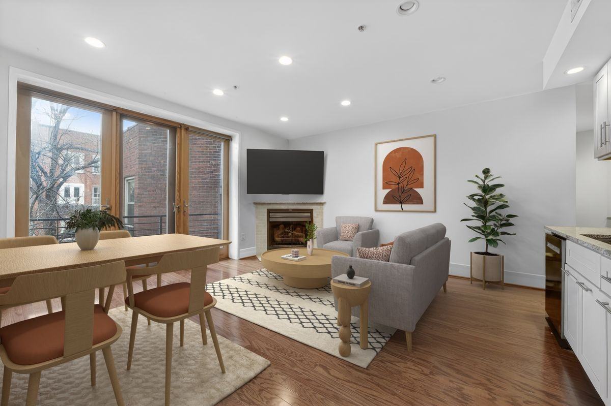 249 Florida Ave Nw - Photo 2 of 3