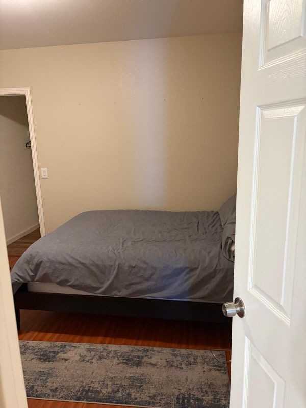 558 A St - Photo 5 of 9