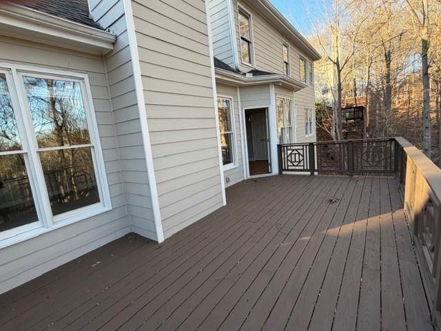 5034 Hickory Hills Dr