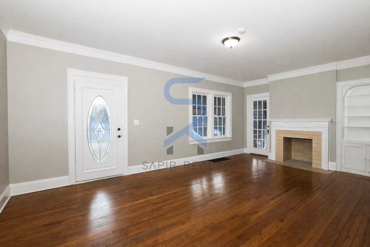 1441 Boulevard Lorraine Sw - Photo 5 of 23