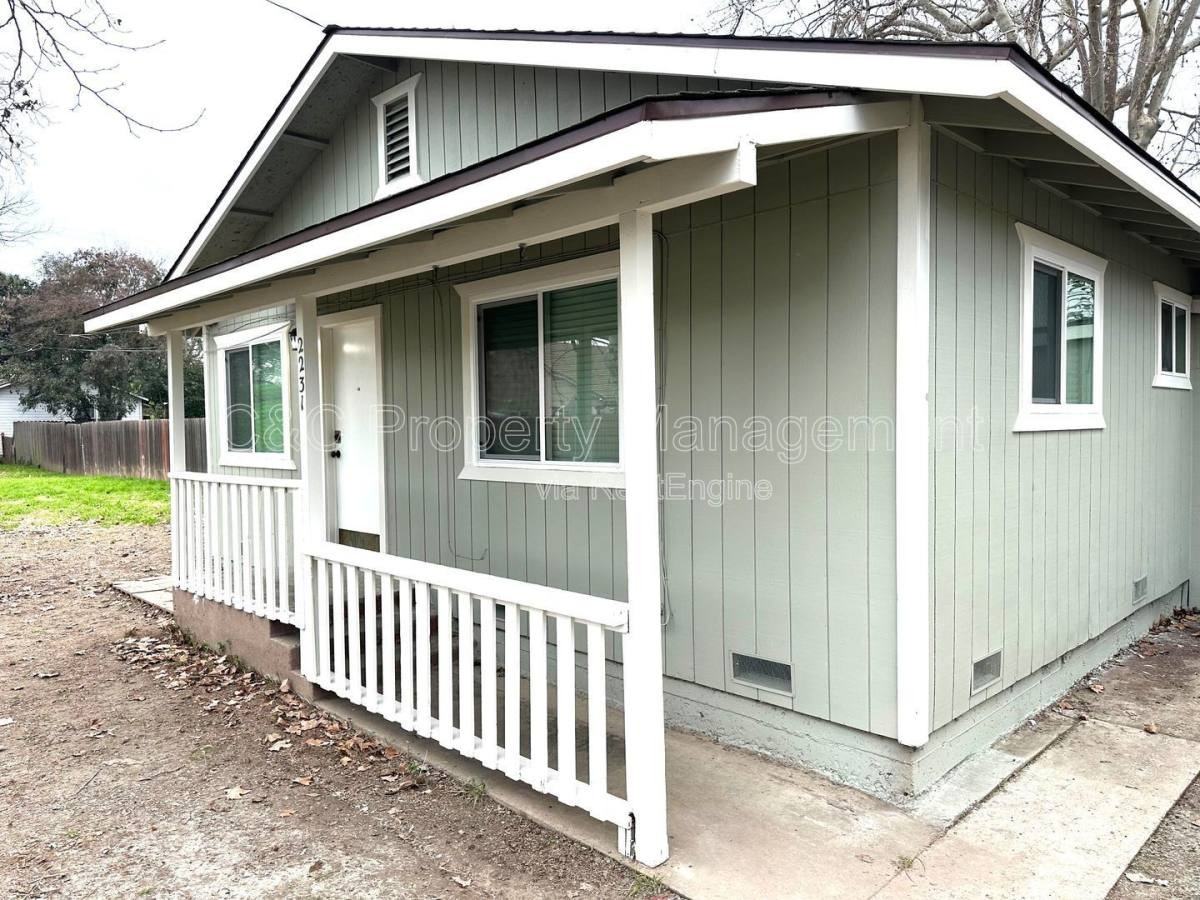 2231 Morell St - Photo 3 of 10