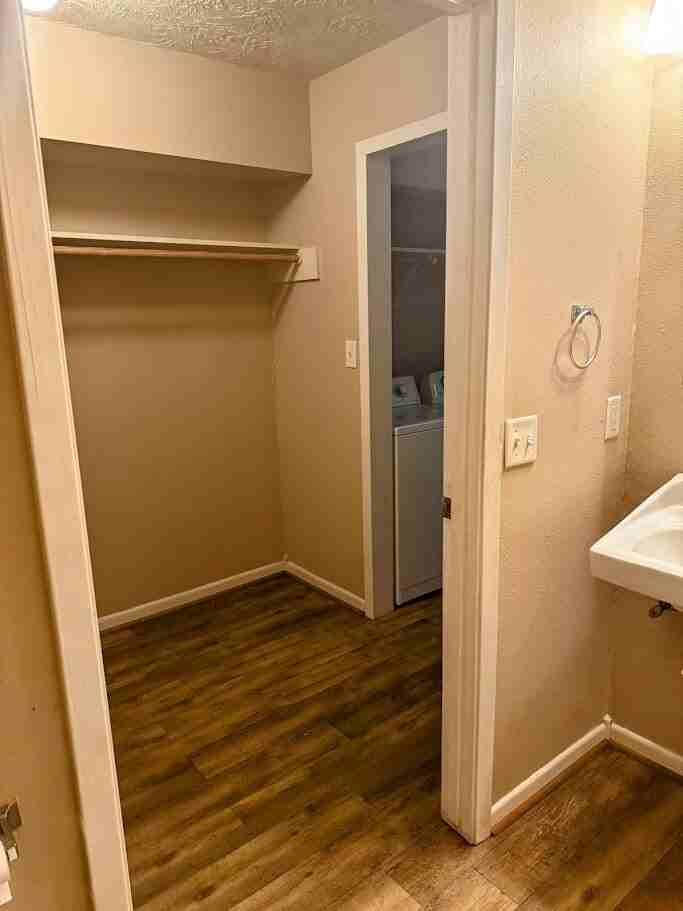 409 Tauber St #D - Photo 4 of 7