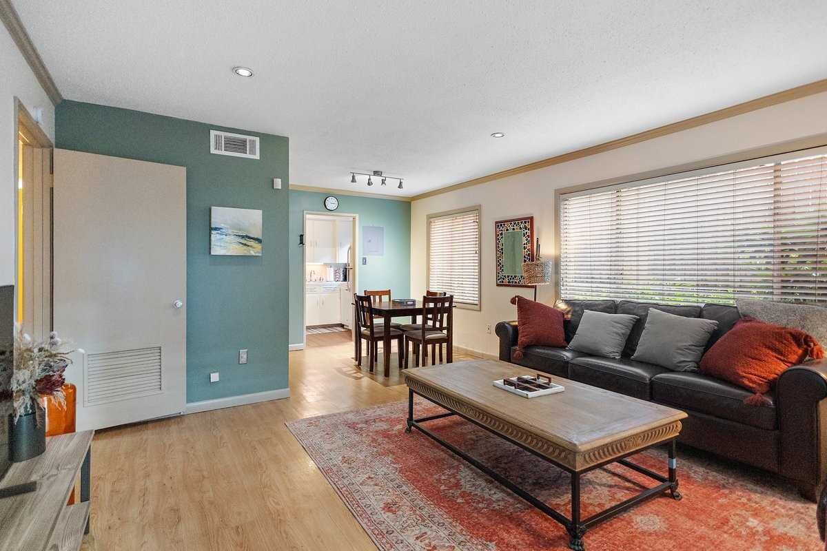 1330 N State St #A - Photo 7 of 24