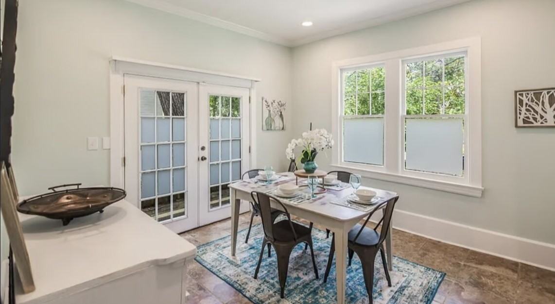 4041 Pine Hill Dr - Photo 4 of 31