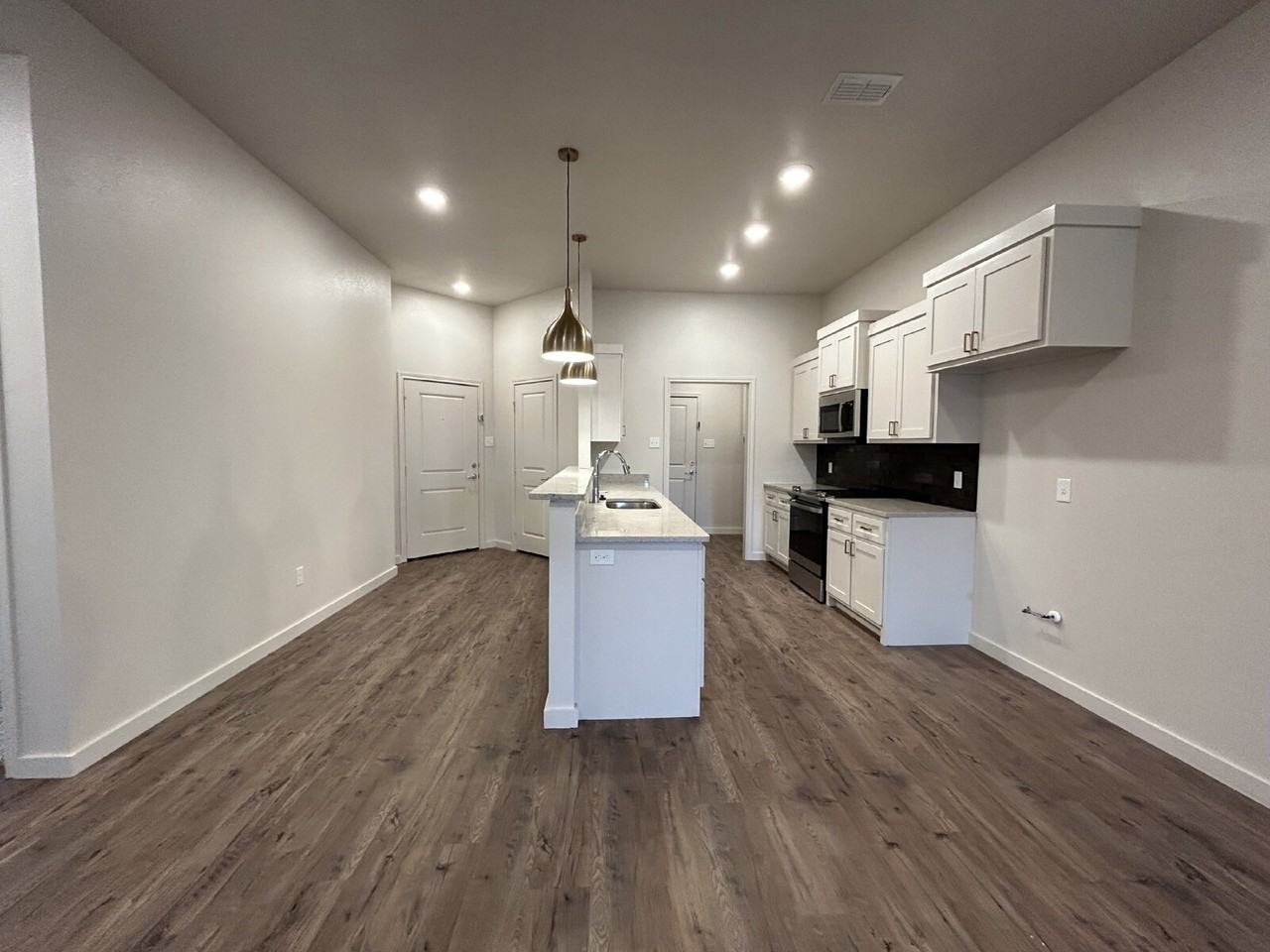 4104 Trenton Ave #A - Photo 4 of 17