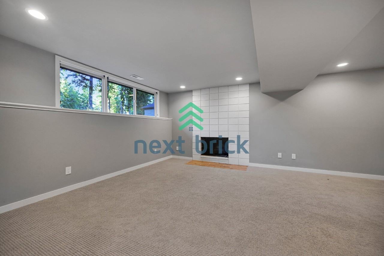 13787 Ne 77th Pl - Photo 5 of 25