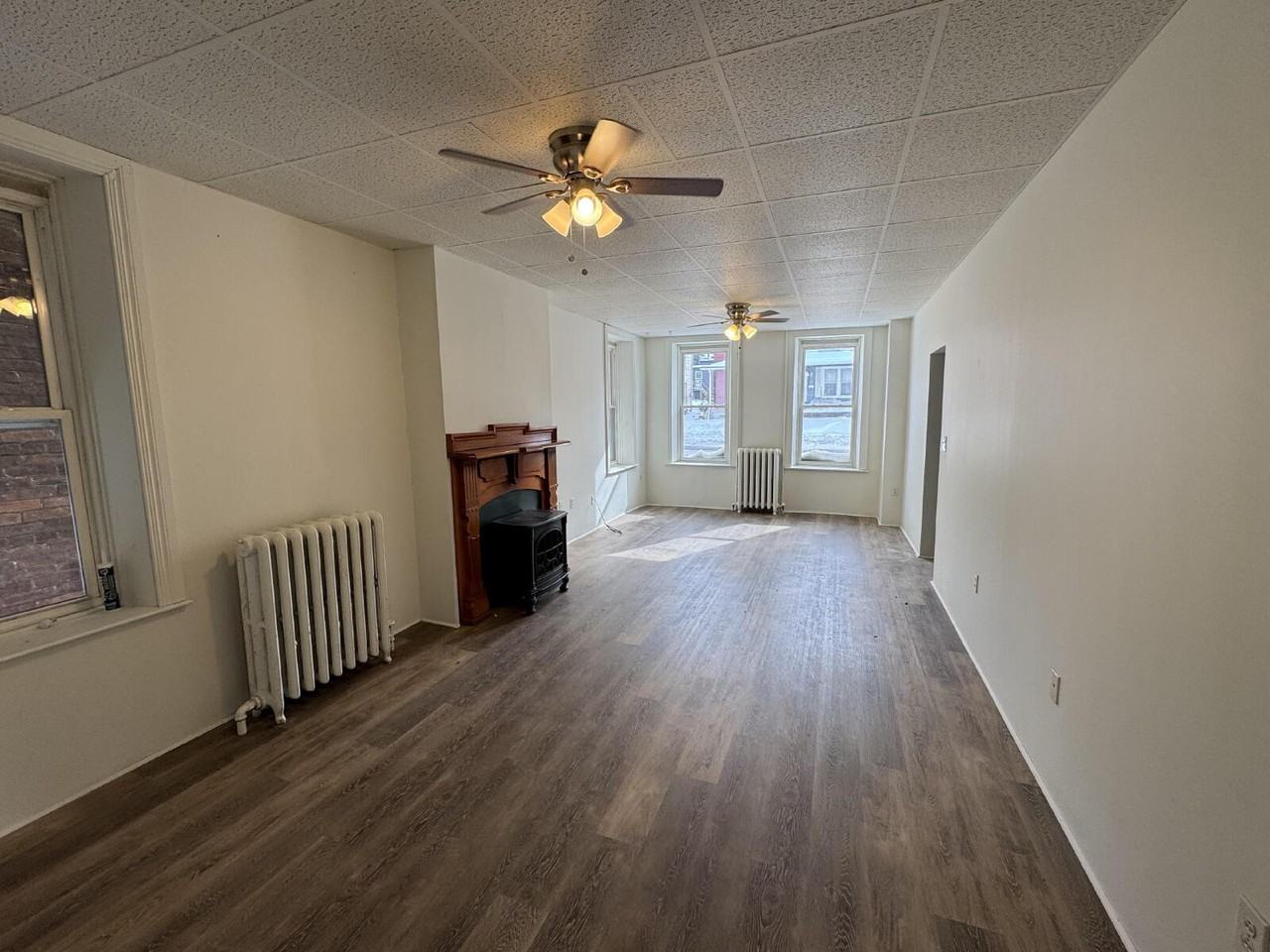 1109 E Philadelphia St - Photo 2 of 20