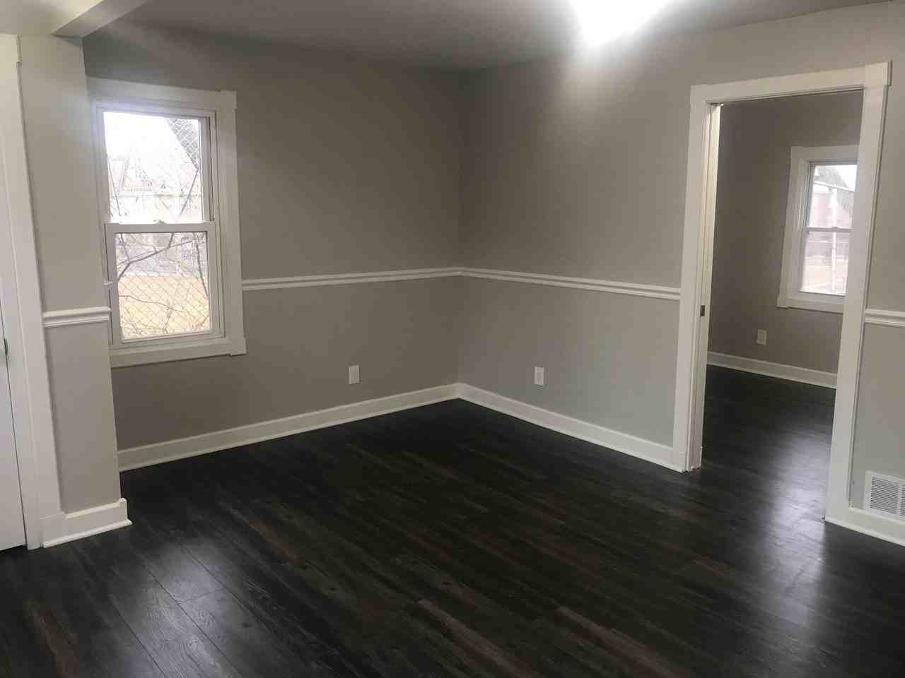 1219 E Kane Pl - Photo 3 of 11