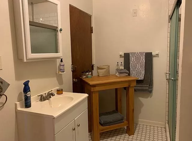 1838 N Fremont St #1F - Photo 4 of 13