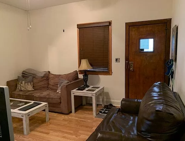 1838 N Fremont St #1F - Photo 3 of 13