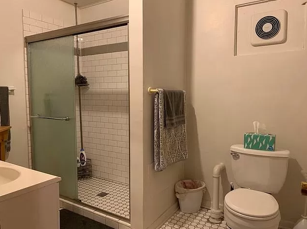 1838 N Fremont St #1F - Photo 7 of 13