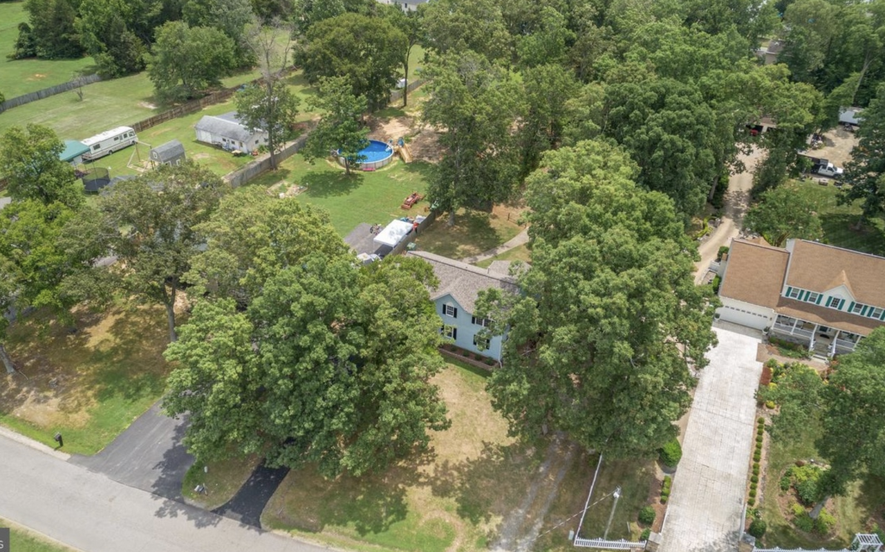 240 3 Cedars Lane #3 - Photo 4 of 5