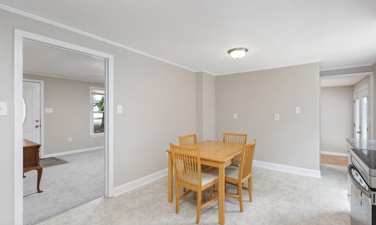 240 3 Cedars Lane #3 - Photo 5 of 5