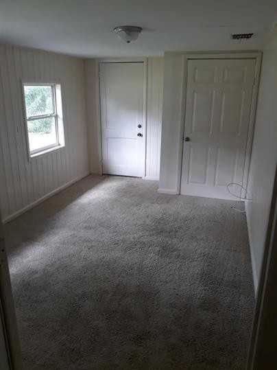 1316 W 12th St - Photo 6 of 24