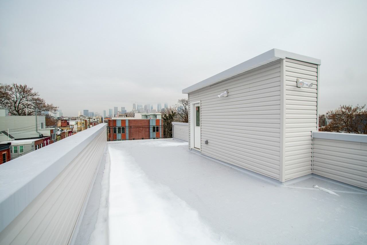 2063 Dickinson St #2 - Photo 2 of 23