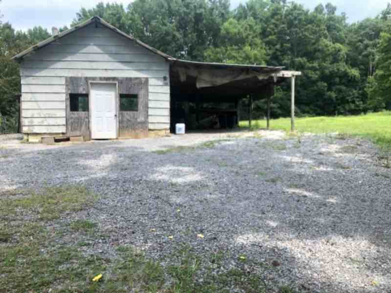 864 Jesstown Ln - Photo 2 of 7