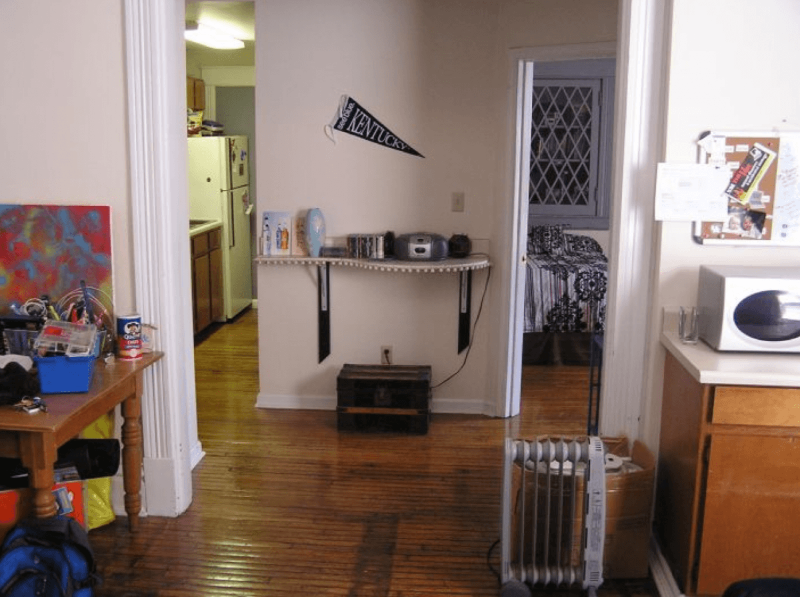 398 Linden Walk #3 - Photo 4 of 8