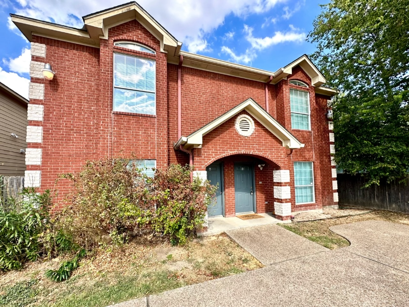 1916 S 15th St #A - Photo 2 of 20