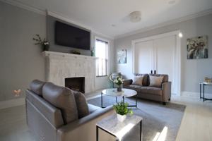 featured image of 800 Monroe Ave