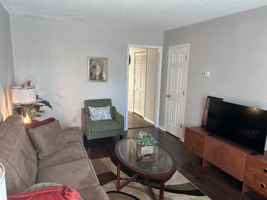 featured image of 318 Moir St #C