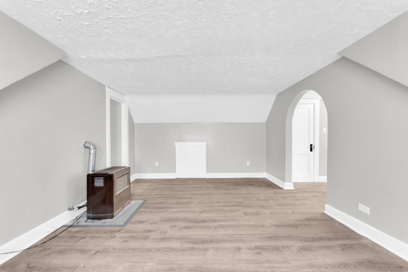 1724 Burgess Rd #3 - Photo 4 of 9