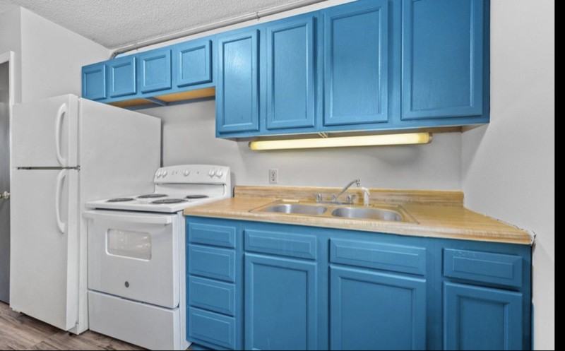 307 Richlands Ave - Photo 2 of 4