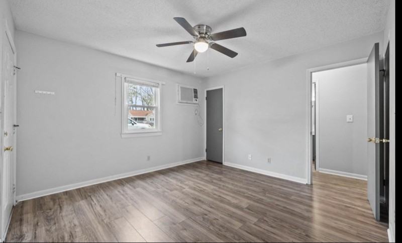 307 Richlands Ave - Photo 4 of 4