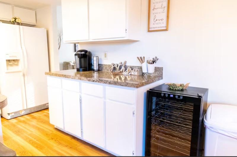 2907 S Waverly St - Photo 5 of 13