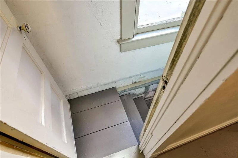 4460 Francis St - Photo 7 of 7