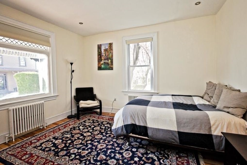 24 Bull St - Photo 2 of 7