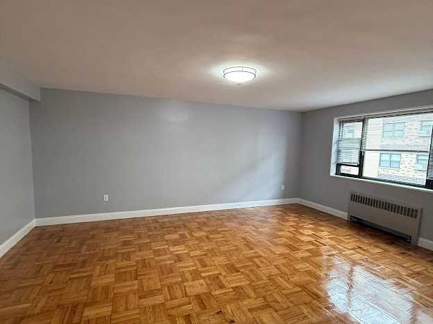 212 Central Ave - Photo 7 of 8