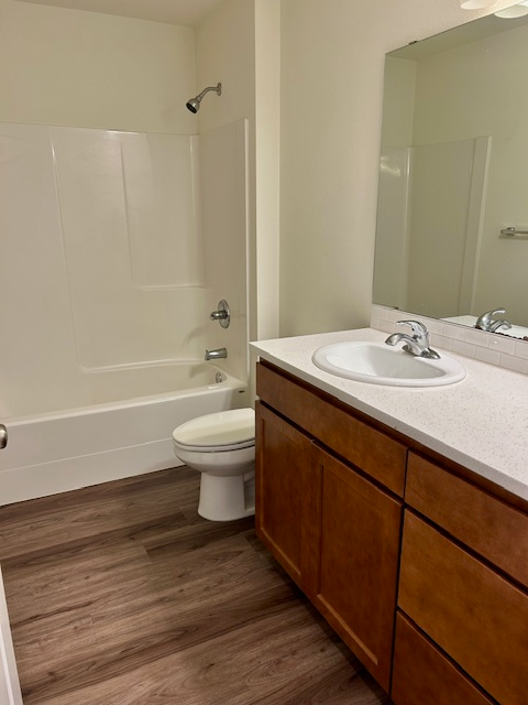 700 N State St #303 - Photo 4 of 9