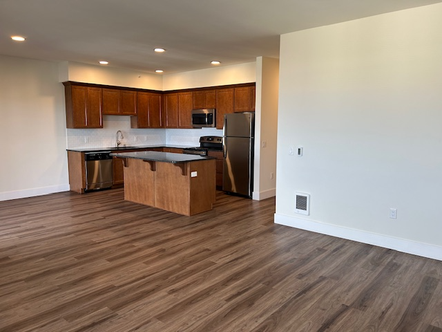 700 N State St #303 - Photo 7 of 9