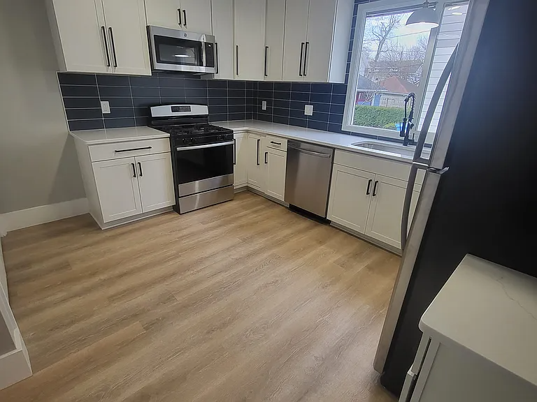 25 Richland St - Photo 2 of 16