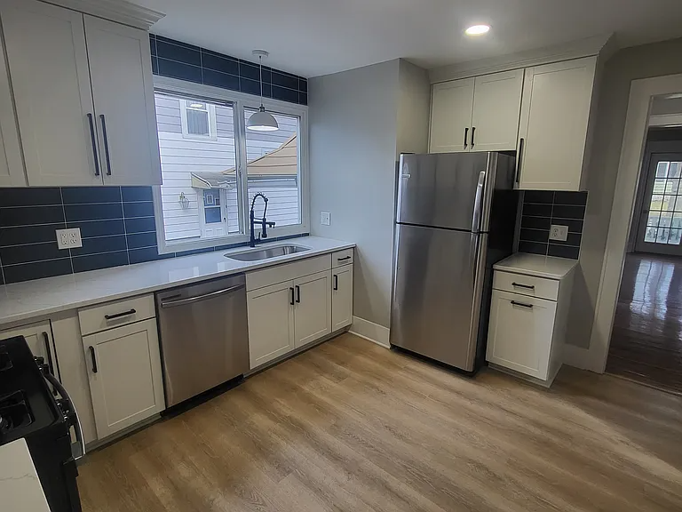 25 Richland St - Photo 3 of 16