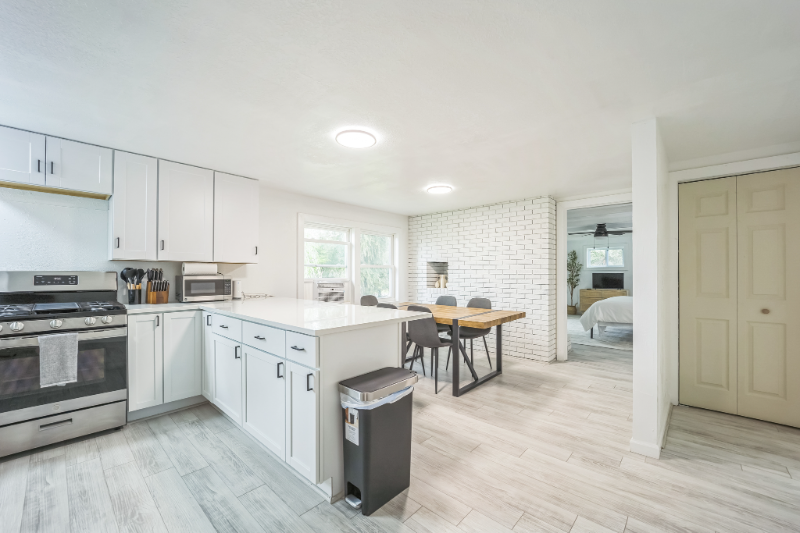 1323 Whitehouse Trl - Photo 4 of 10