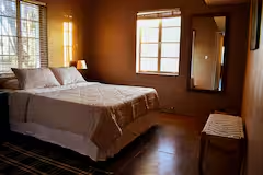 1616 E 7th St - Photo 5 of 11