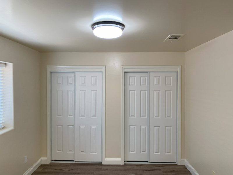 725 Greenwood Meadow Ln #1 - Photo 6 of 9