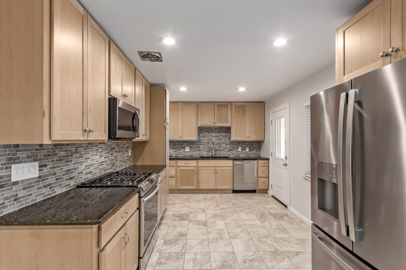 12097 W New Mexico Ave - Photo 6 of 19