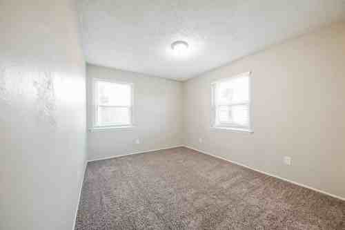 3308 Ivy Dr #2070 - Photo 4 of 10