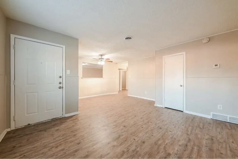 3308 Ivy Dr #2070 - Photo 6 of 10