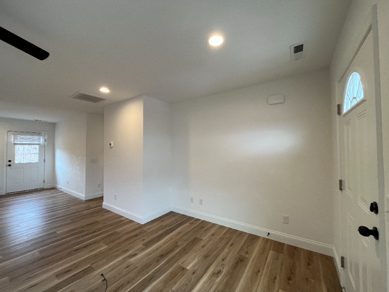 9355 Redtop Ct #9355 - Photo 4 of 16