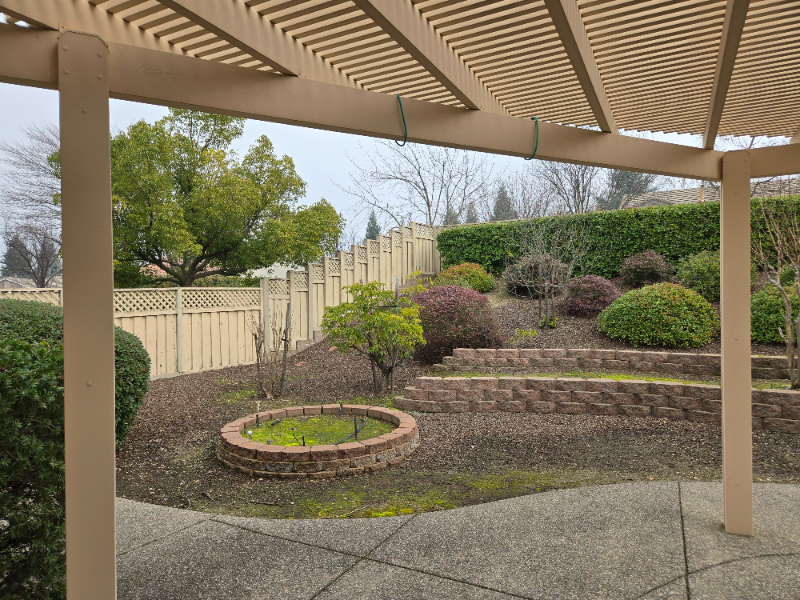 405 Hopkins Ct - Photo 5 of 20