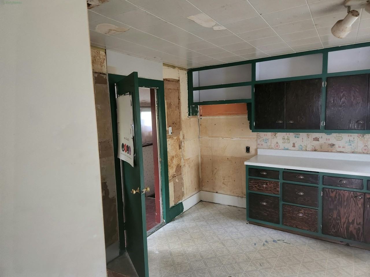 313 Mine Street - Photo 6 of 15